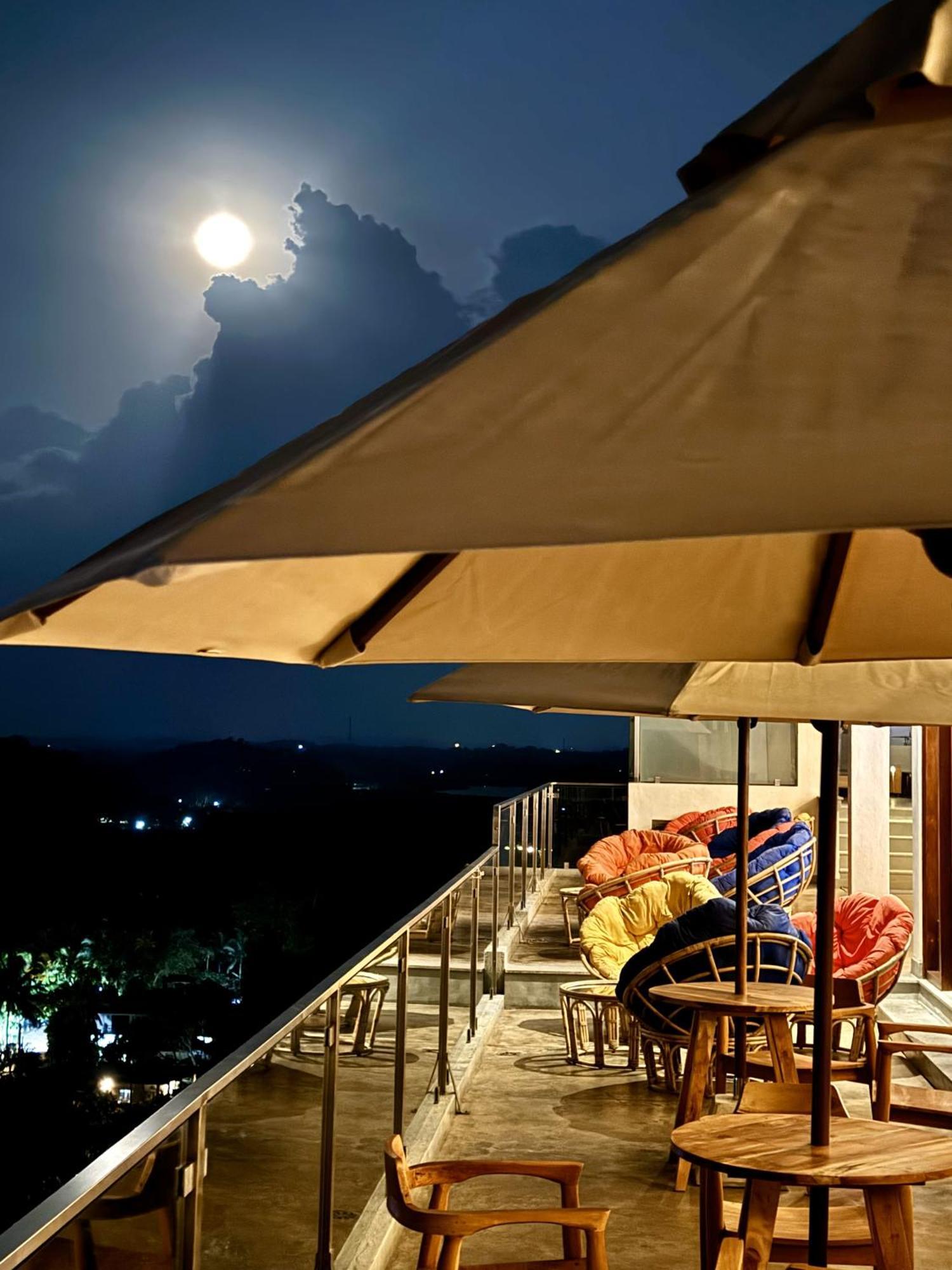 Coastline Mirissa Boutique Hotel And Spa المظهر الخارجي الصورة