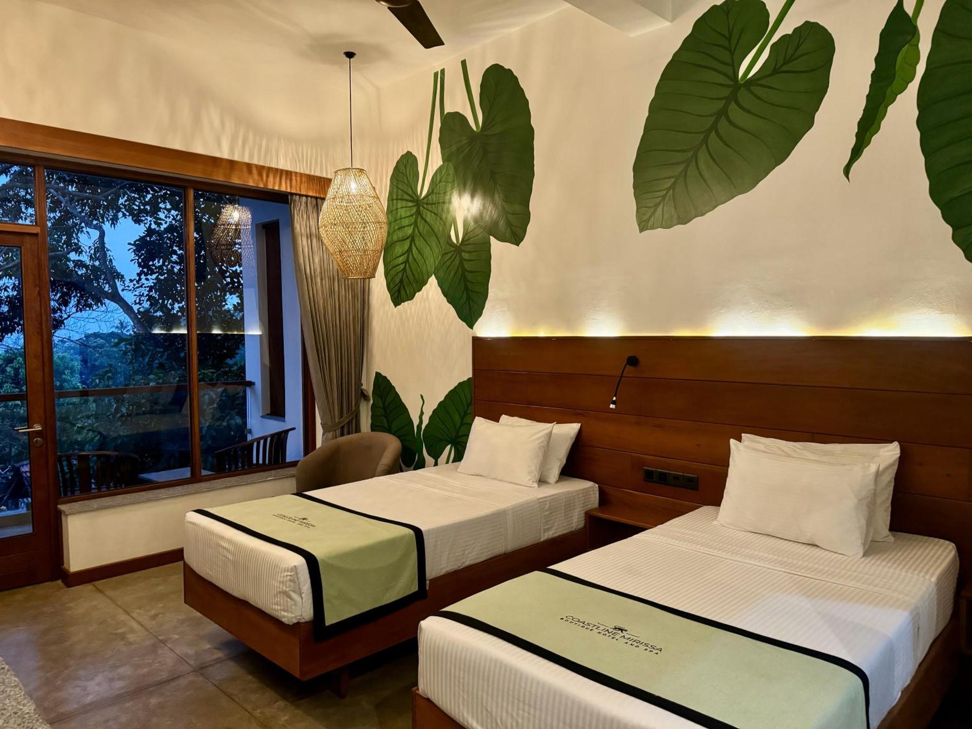 Coastline Mirissa Boutique Hotel And Spa الغرفة الصورة